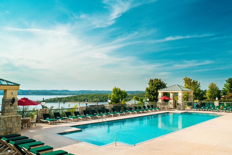 Chateau on the Lake Resort, Missouri
