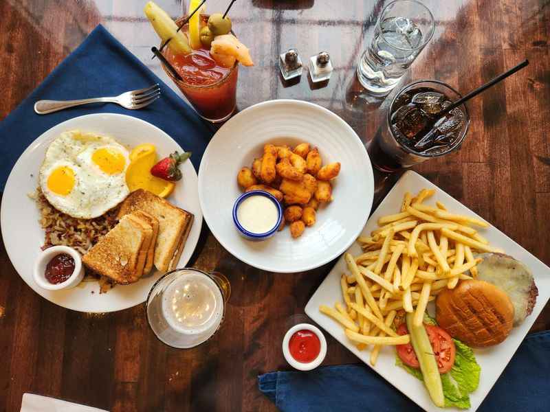 Harbor Fish Market & Grille – Baileys Harbor (Door County)