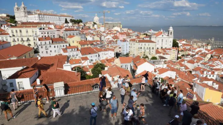 Top Family Vacations Spots Outside the US Revealed!