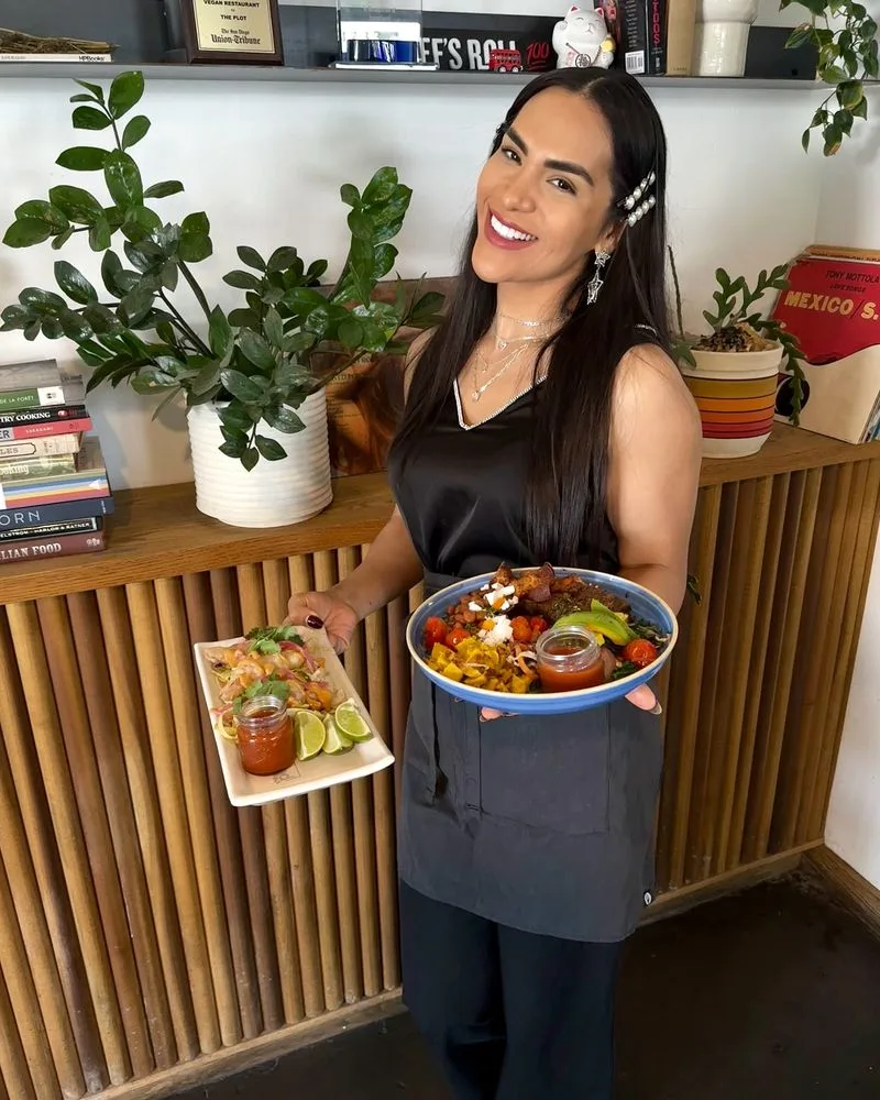 Vegan Heaven: The Plot or Eve Encinitas