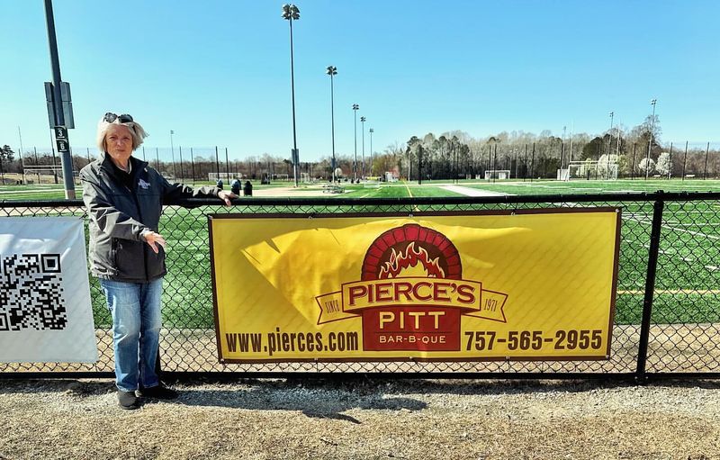 Virginia – Pierce’s Pitt Bar-B-Que