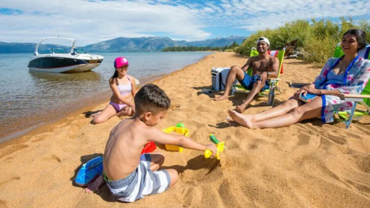 Where to Cool Off in August: 12 Family-Friendly Lake Vacations Across the U.S.