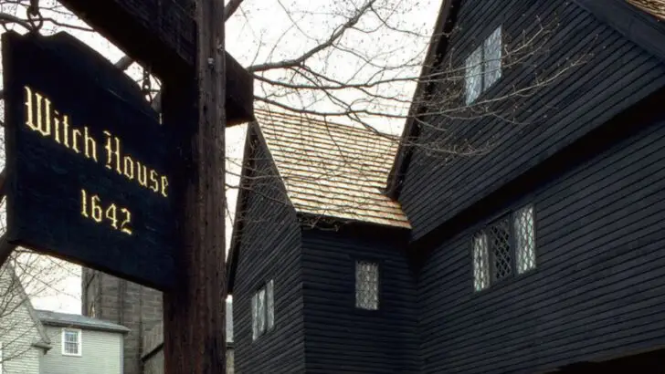 You Haven’t Really Traveled the East Coast Until You’ve Explored These 13 Historic Villages