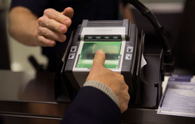 Electronic Device Handling