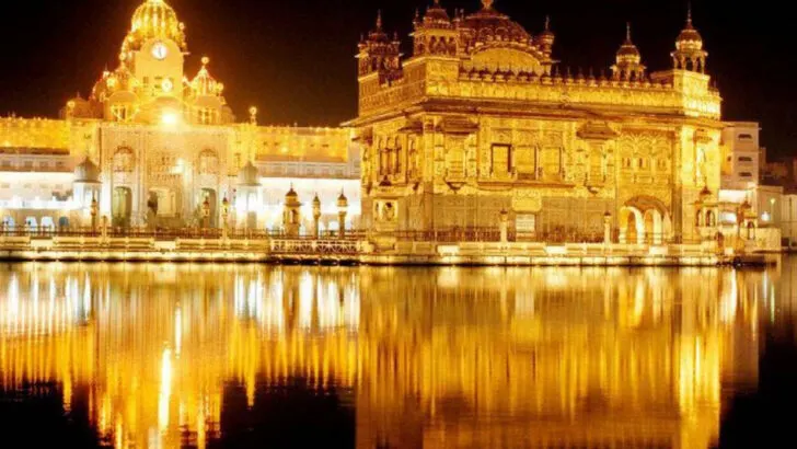 10 Historic Landmarks Where Photos Aren’t Allowed