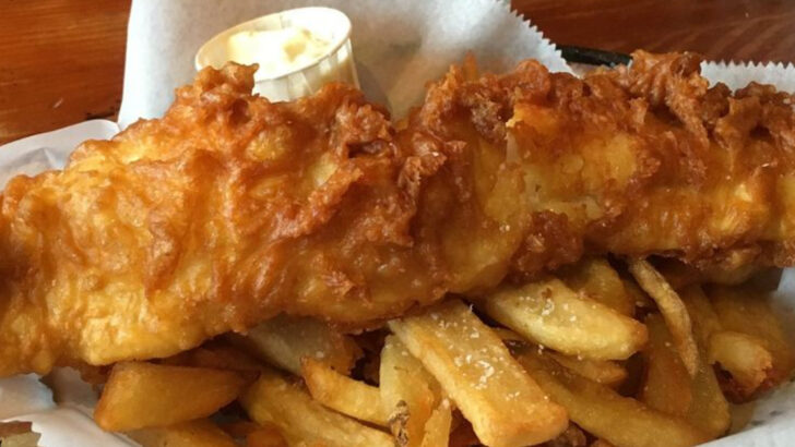10 Minnesota Fried Fish Spots Where Friday Is Always a Tradition