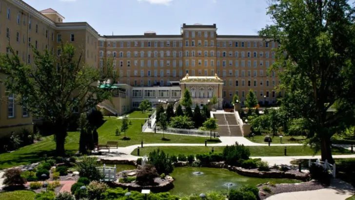 10 getaways from Indianapolis that turn weekends into vacations