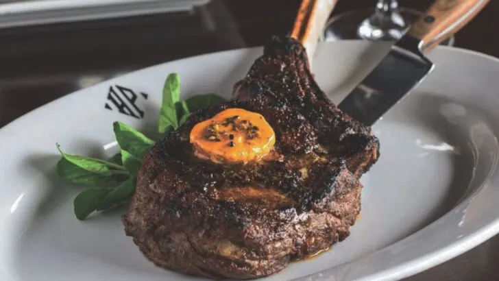 10 iconic steakhouses in Indianapolis every traveler should try