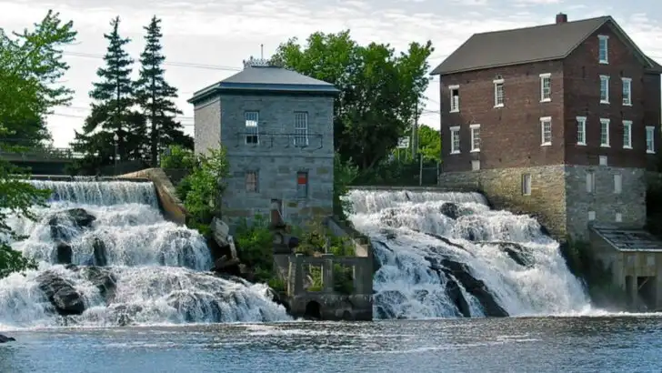 11 Vermont small towns that families love for September festivals and fairs