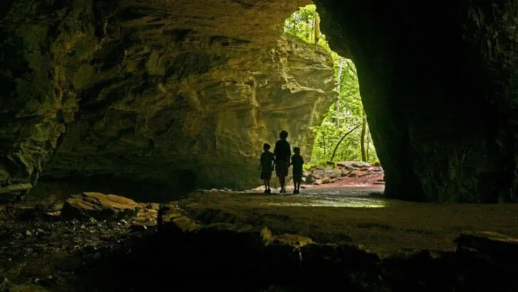12 Caves, Mines, and Tunnels in Kentucky Where Families Explore Together