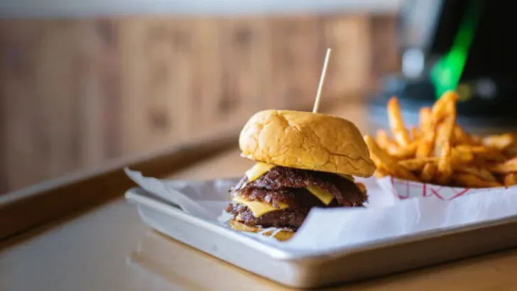 12 Missouri burger joints that keep regulars coming back for more