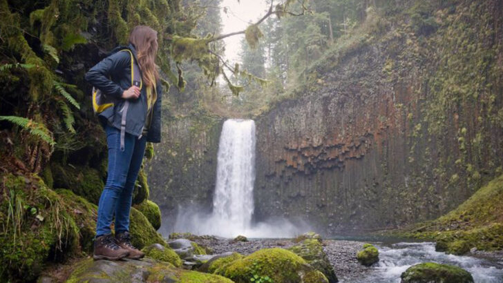 12 Oregon Waterfall Hikes That Are Worth the Journey