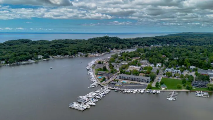 12 lakeside towns across America that feel coziest in fall