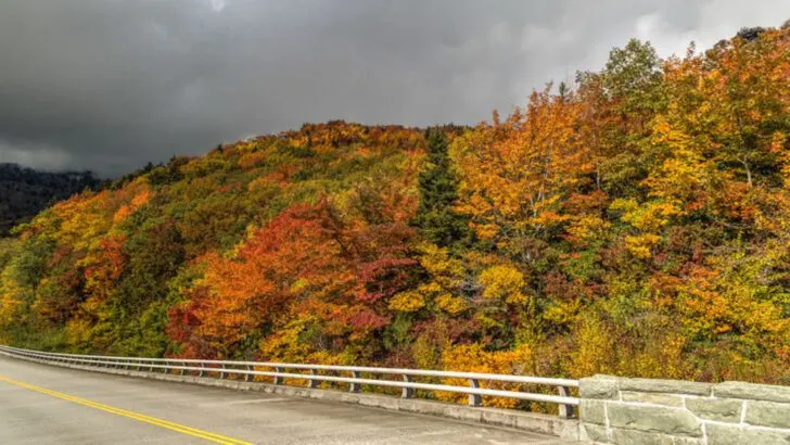 14 Gorgeous Places to Enjoy Autumn Scenery in Virginia