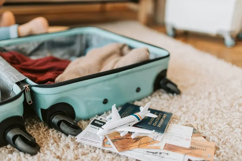 Pack Light and Smart