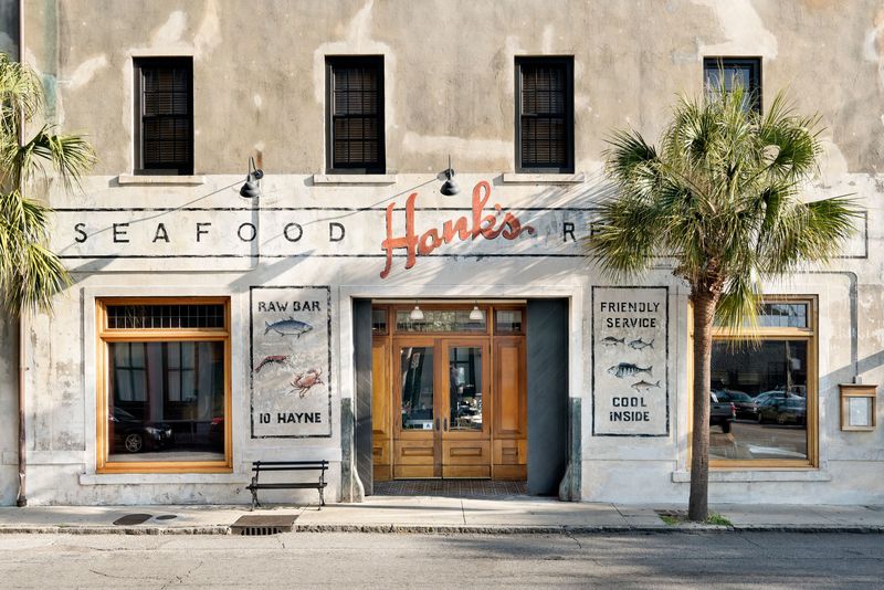 Hank’s Seafood Restaurant