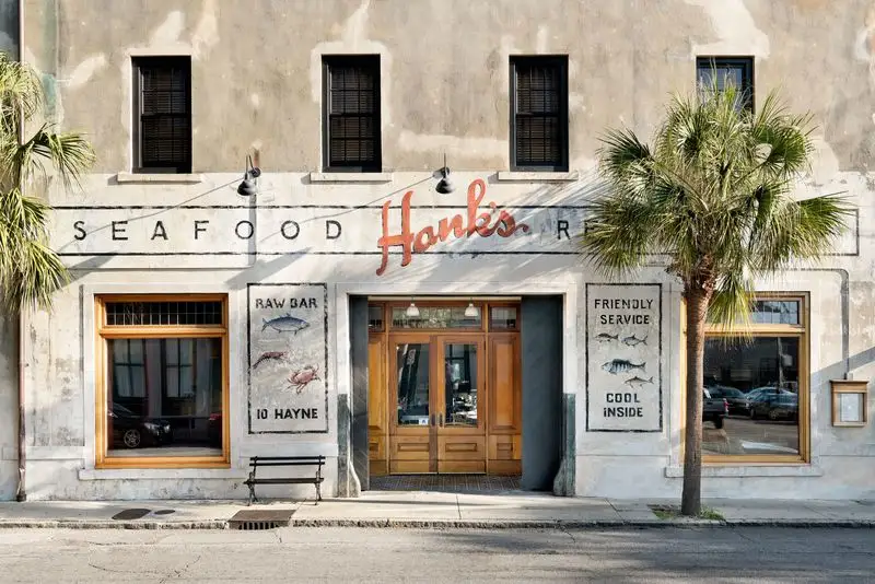 Hank’s Seafood Restaurant