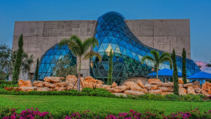 22 Unique Ways to Spend Your Time in the Sunshine State