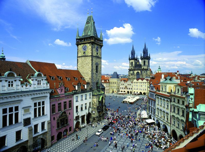 Old Town Square (Staroměstské náměstí)