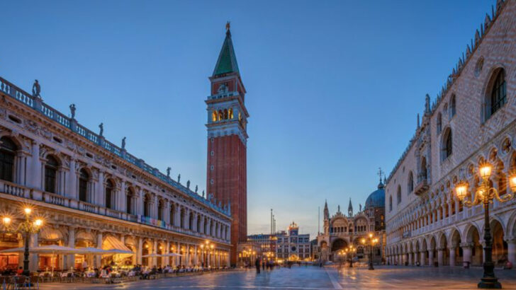 5 Iconic Piazzas in Italy and 7 Hilltop Towns That Look Frozen in Time