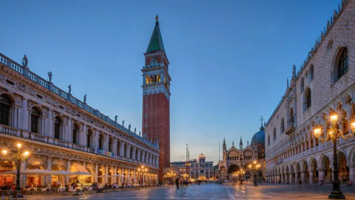 5 Iconic Piazzas in Italy and 7 Hilltop Towns That Look Frozen in Time