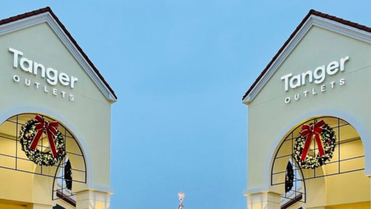6 Mega Outlet Centers in New York Offering Endless Discounts