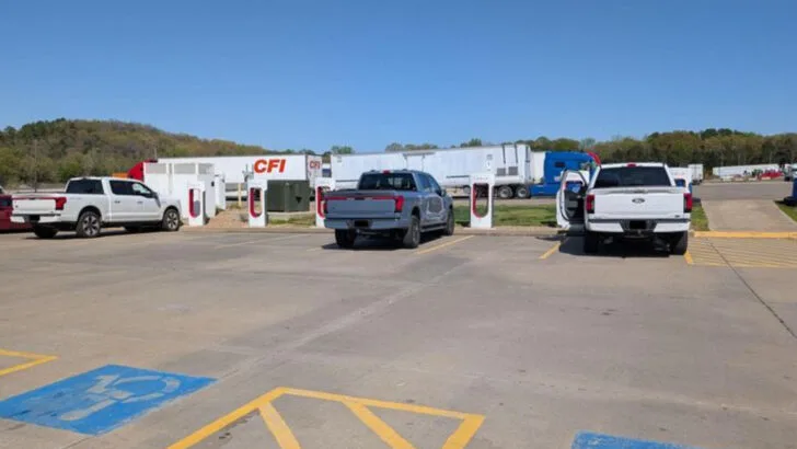 8 truck stop cafés in Arkansas serving hearty meals 24/7