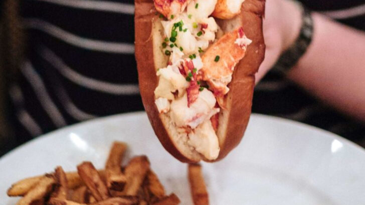 7 Baltimore seafood spots loved by tourists and locals