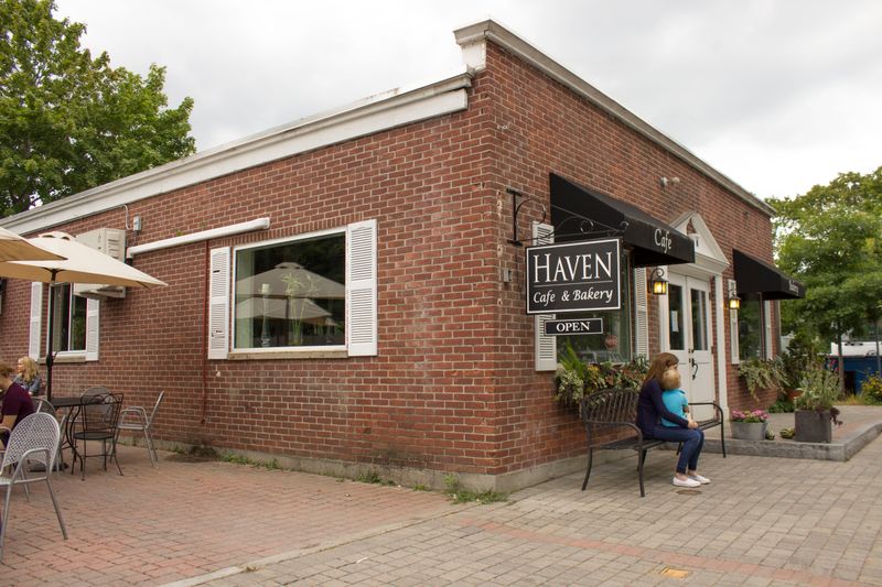 Haven Café & Bakery, Lenox