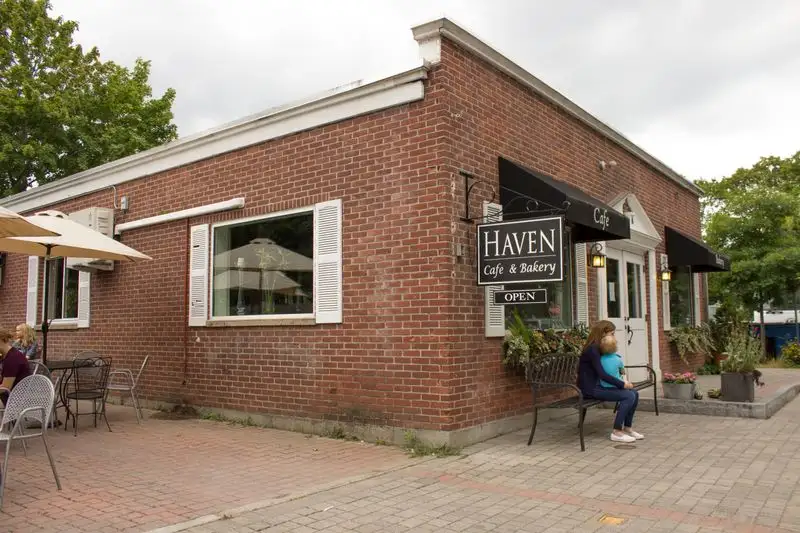 Haven Café & Bakery, Lenox