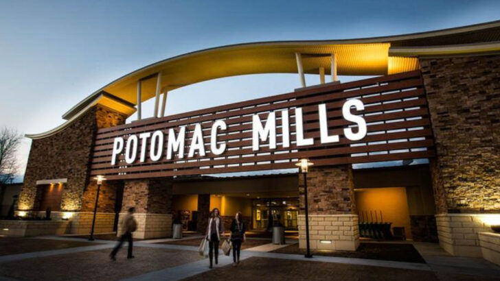 7 Popular Outlet Centers in Virginia That Families Make a Day Trip For