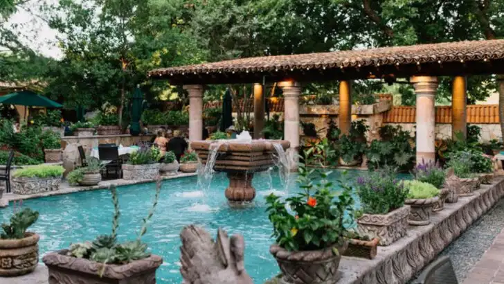 7 legendary restaurants in Texas that make any road trip worthwhile