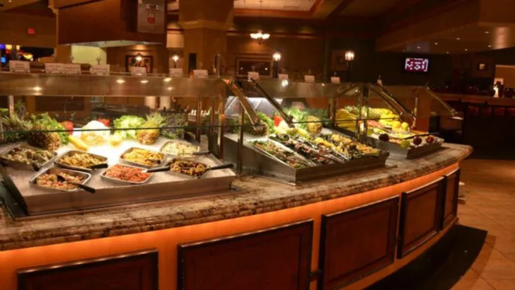 8 Michigan Buffets Filled with Great Lakes Flavors