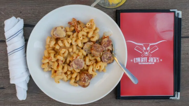 8 North Dakota Hot Dish Diners That Taste Like Your Neighbor’s Best Recipe