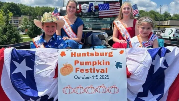 8 Ohio Pumpkin Festivals That Bring Small Towns to Life
