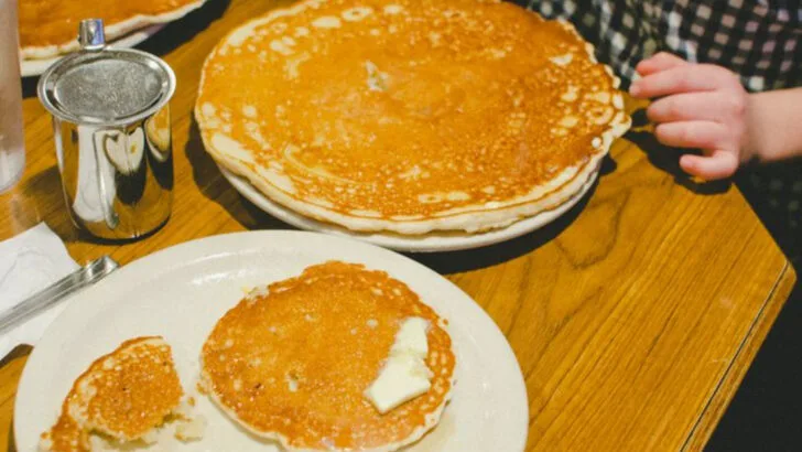 8 Utah Jell-O Desserts and Cafeterias That Never Left the Table