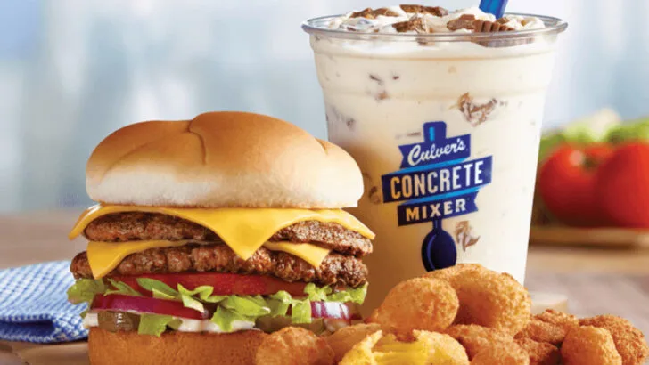 8 Wisconsin Butter Burger Restaurants That Carry On a Dairy State Classic