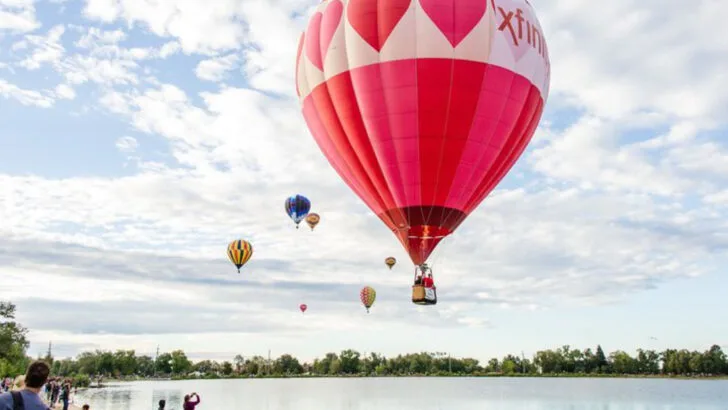 9 Colorado Hot Air Balloon Festivals That Make the Mountains Even More Magical
