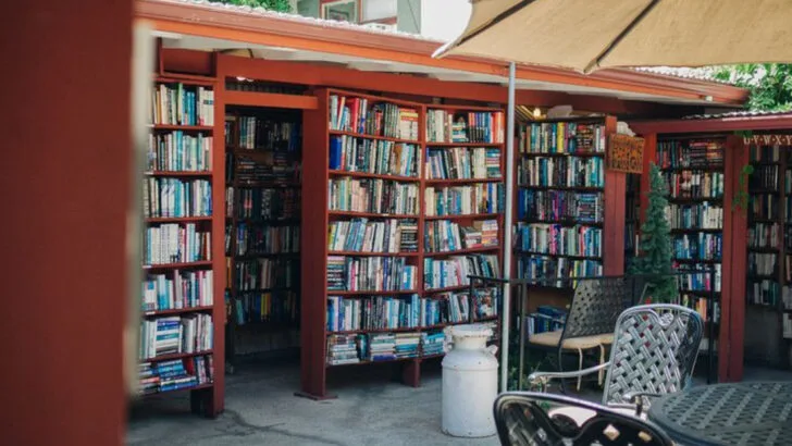 A weekend trip to Ojai, California, where wellness meets small-town charm