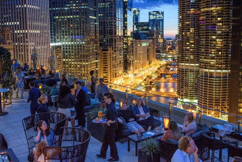LH Rooftop (LondonHouse Hotel)
