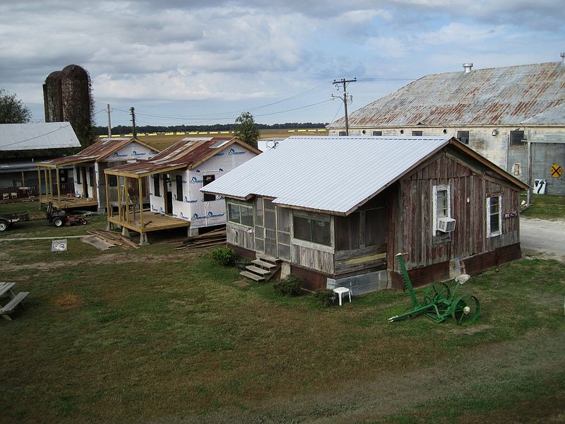 Shack Up Inn