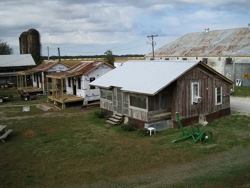 Shack Up Inn
