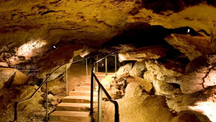 Alabaster Caverns State Park in Oklahoma is home to one of the world’s largest gypsum caves