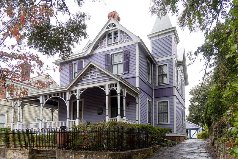 Historic District Stroll