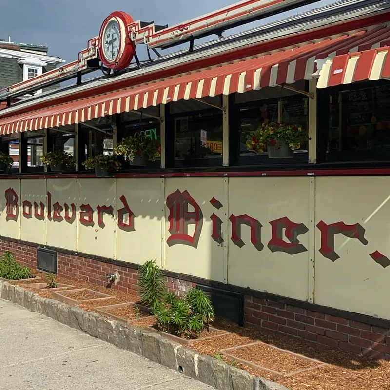 Boulevard Diner