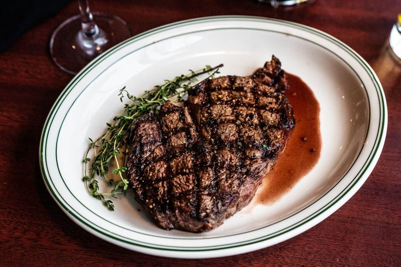 Mo Brady’s Steakhouse – Davenport