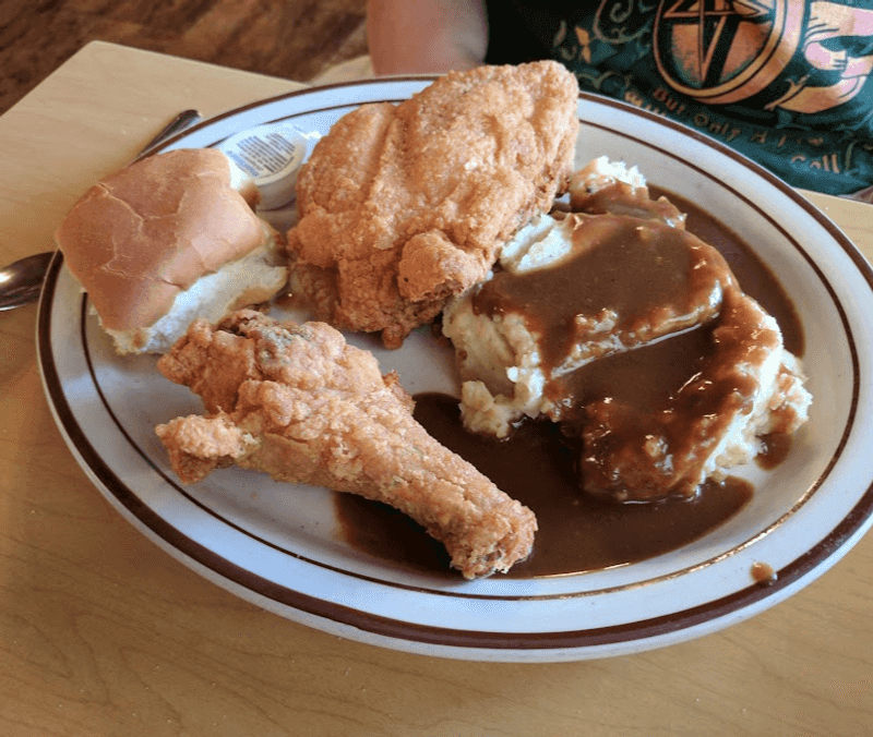 Old Log Cabin Restaurant (Pontiac)