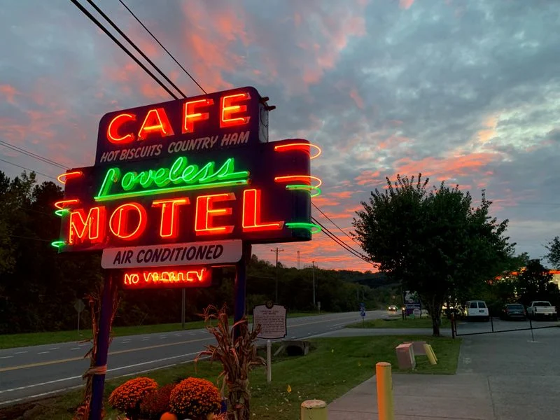 Loveless Café