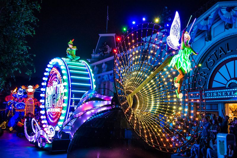 Exclusive seasonal overlays and parades