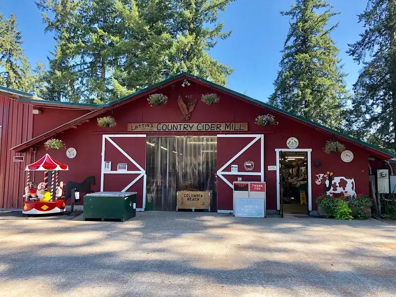 Lattin’s Country Cider Mill & Farm, Olympia